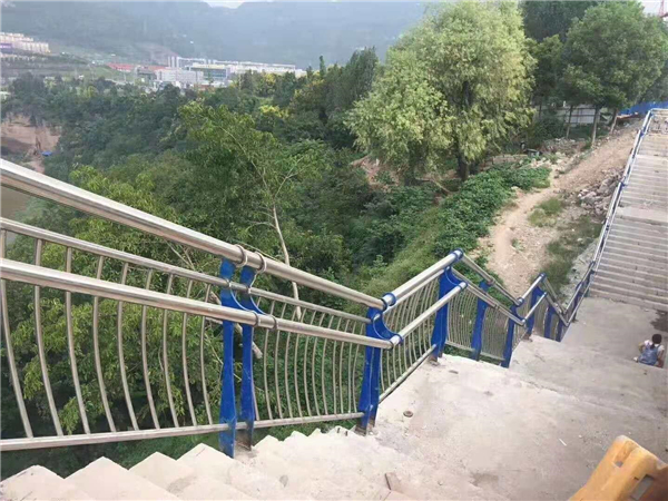 淄博不锈钢桥梁栏杆