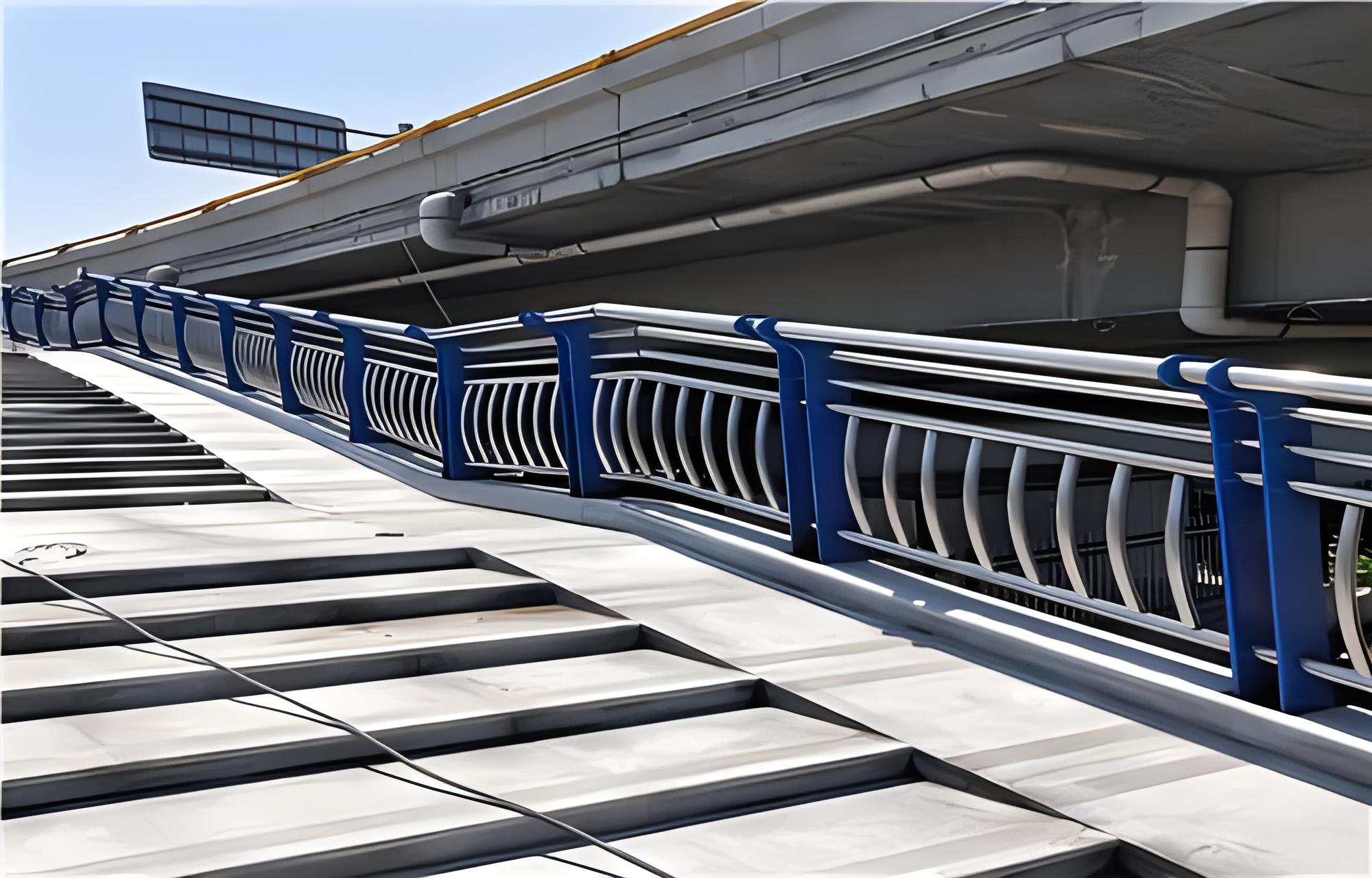 淄博不锈钢桥梁护栏维护方案：确保安全，延长使用寿命